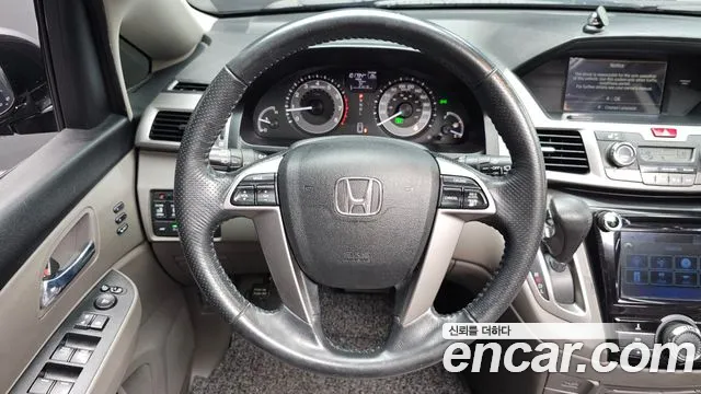 Honda Odyssey 2016 thumb 12