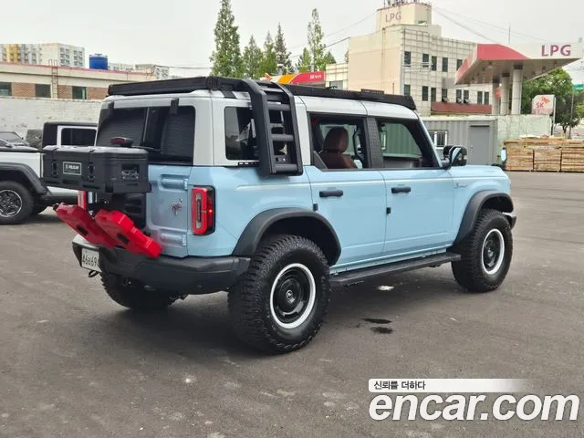 Ford Bronco 2023 thumb 3