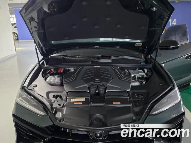 Lamborghini Urus 2026 thumb 6