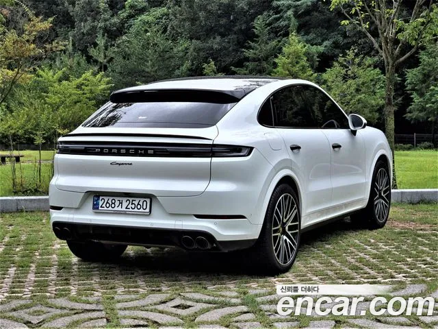 Porsche Cayenne 2024 thumb 2