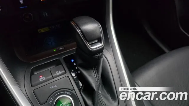 Toyota RAV4 2024 thumb 9