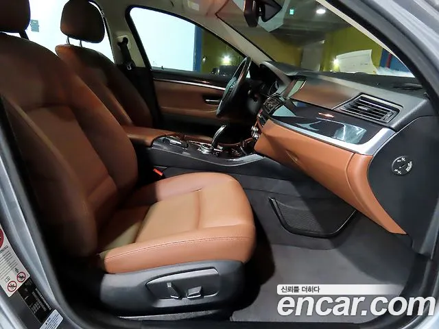 BMW 5 серии 2014 thumb 8
