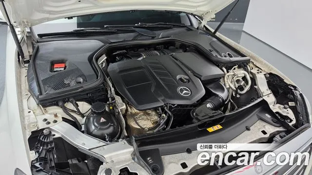 Mercedes-Benz E-Класс 2017 thumb 6