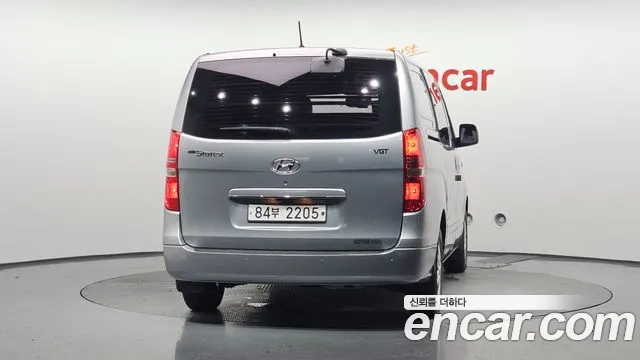 Hyundai Starex 2018 thumb 4