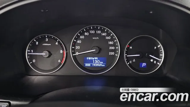 Hyundai Starex 2018 thumb 8