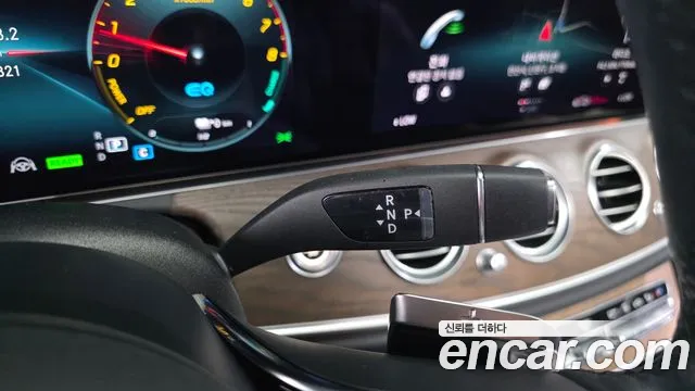 Mercedes-Benz E-Класс 2021 thumb 9