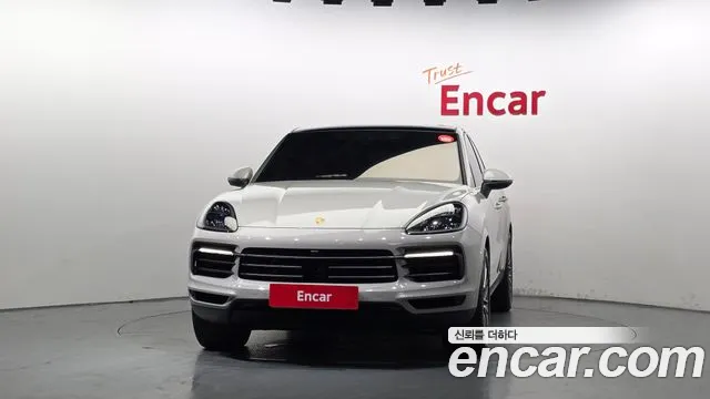 Porsche Cayenne 2023 thumb 3