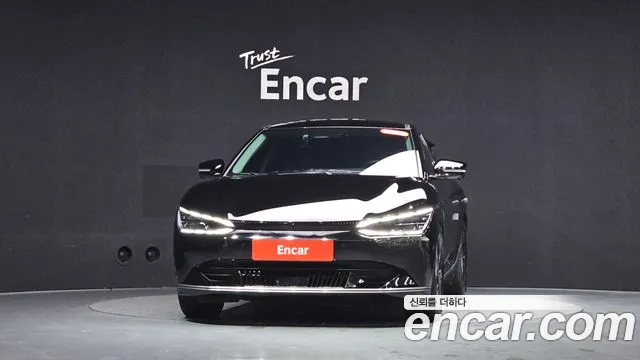 Kia EV6 2023 thumb 2