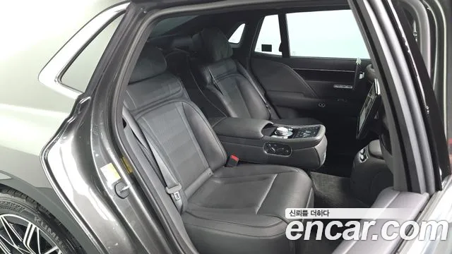 Genesis G90 2022 thumb 12