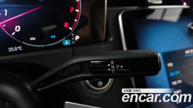 Mercedes-Benz E-Класс 2024 thumb 8