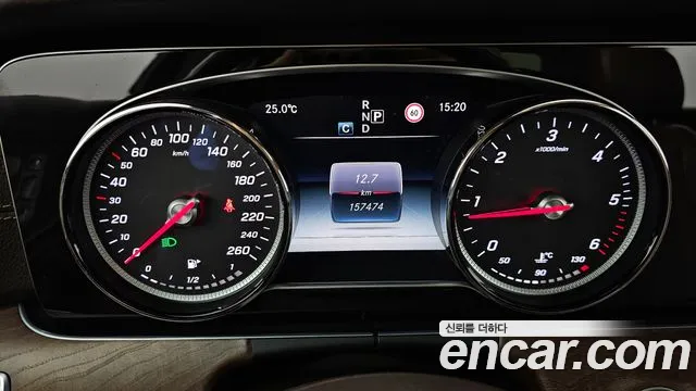 Mercedes-Benz E-Класс 2016 thumb 7