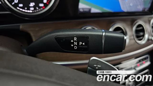 Mercedes-Benz E-Класс 2016 thumb 8