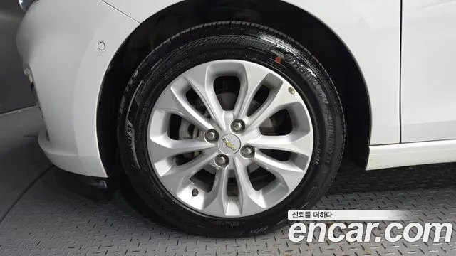 Chevrolet Spark 2019 thumb 5