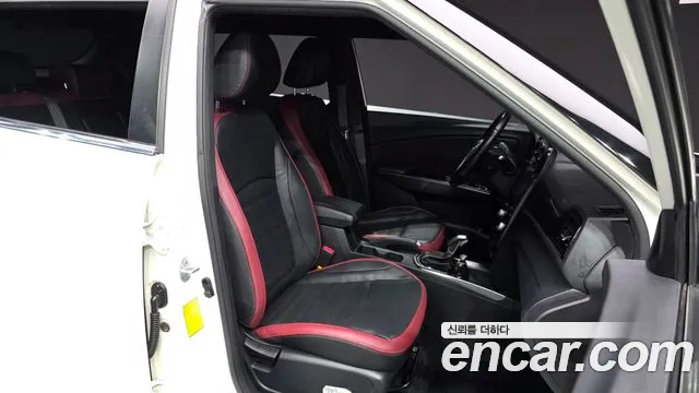 KG_Mobility_Ssangyong TIBOLI 2019 thumb 11