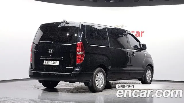 Hyundai Starex 2018 thumb 2