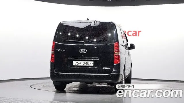 Hyundai Starex 2018 thumb 4