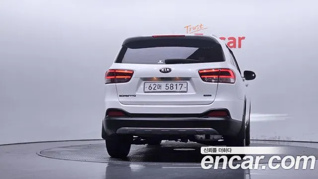 Kia Sorento 2015 thumb 4