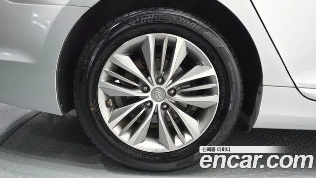 Hyundai Grandeur 2016 thumb 5