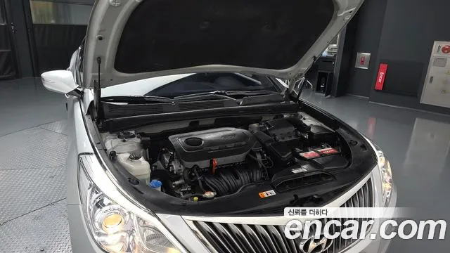 Hyundai Grandeur 2016 thumb 6