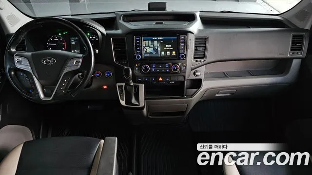 Hyundai Staria 2021 thumb 7