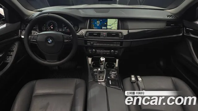 BMW 5 серии 2016 thumb 7