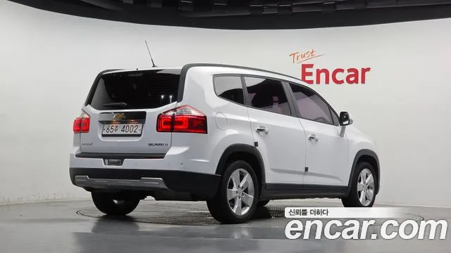 Chevrolet Orlando 2017 thumb 2