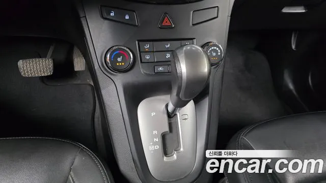 Chevrolet Orlando 2017 thumb 9