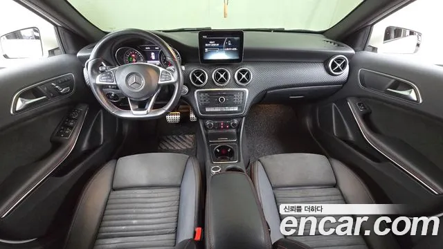 Mercedes-Benz A-Класс 2017 thumb 7