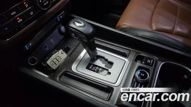 KG_Mobility_Ssangyong Rexton 2018 thumb 9
