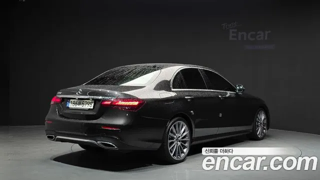Mercedes-Benz E-Класс 2021 thumb 2