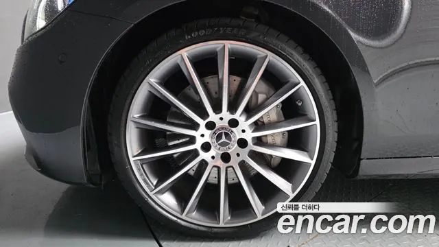 Mercedes-Benz E-Класс 2021 thumb 5