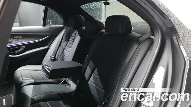 Mercedes-Benz E-Класс 2021 thumb 12