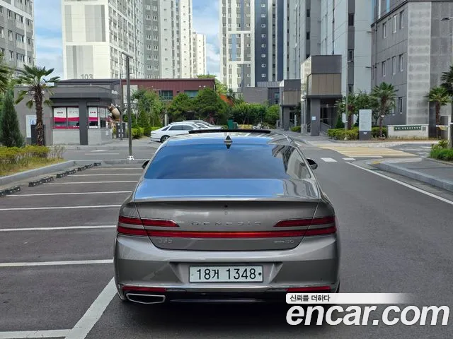 Genesis G90 2019 thumb 3
