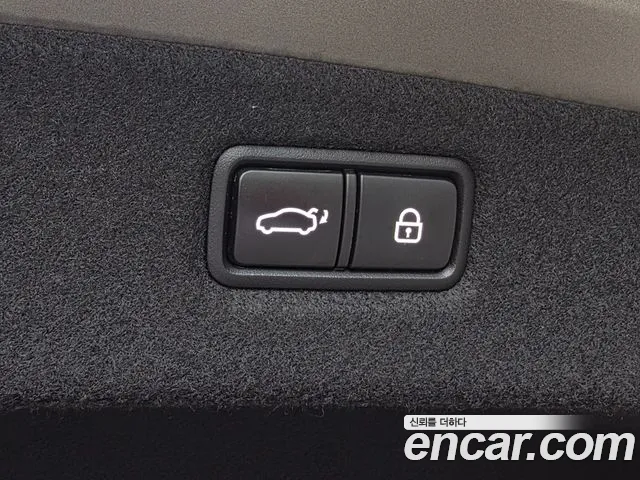 Genesis G90 2019 thumb 7