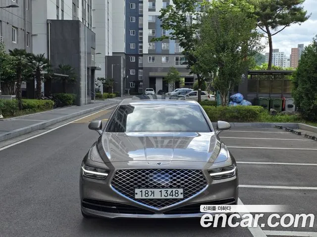 Genesis G90 2019 thumb 11