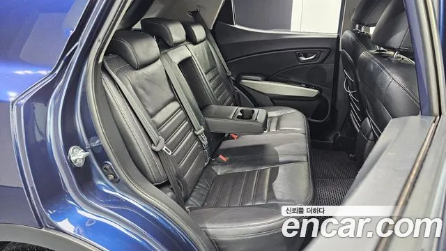 KG_Mobility_Ssangyong TIBOLI 2015 thumb 11