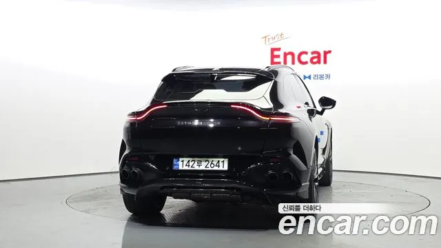 Astonmartin DBX 2023 thumb 4