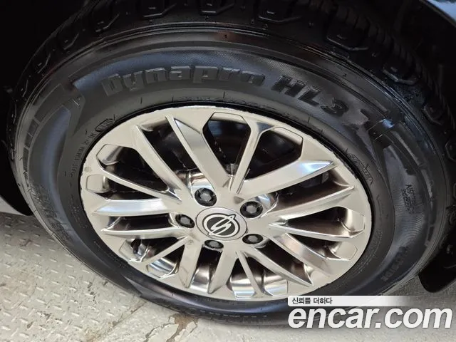 KG_Mobility_Ssangyong KORANDO 2015 thumb 5