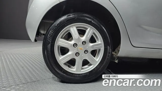 Chevrolet Spark 2011 thumb 5
