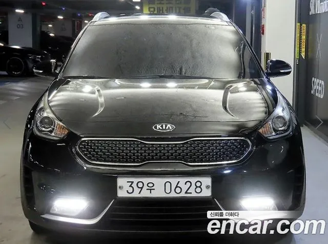 Kia Niro 2016 thumb 2
