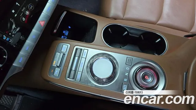 Genesis GV70 2021 thumb 8