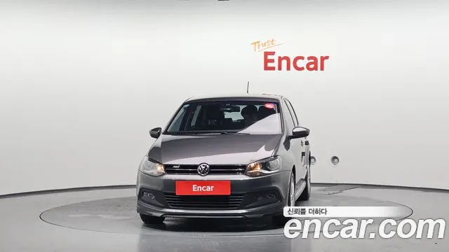 Volkswagen Polo 2014 thumb 3