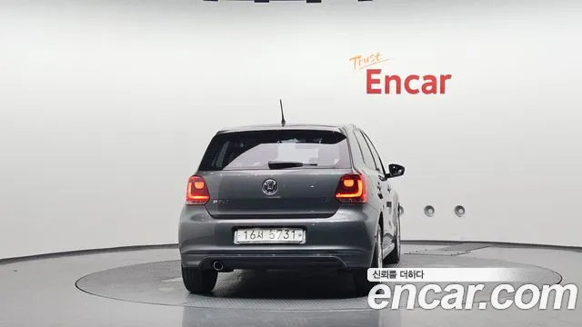Volkswagen Polo 2014 thumb 4