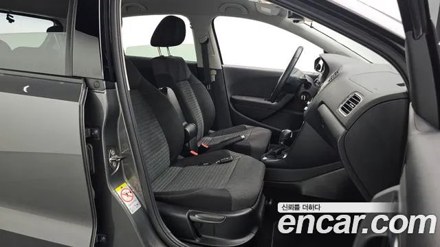 Volkswagen Polo 2014 thumb 10