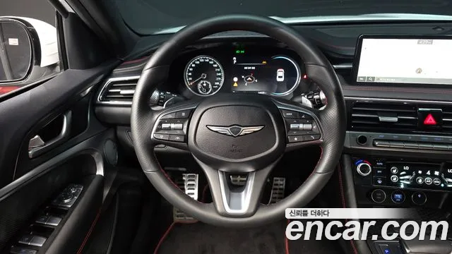 Genesis G70 2024 thumb 12