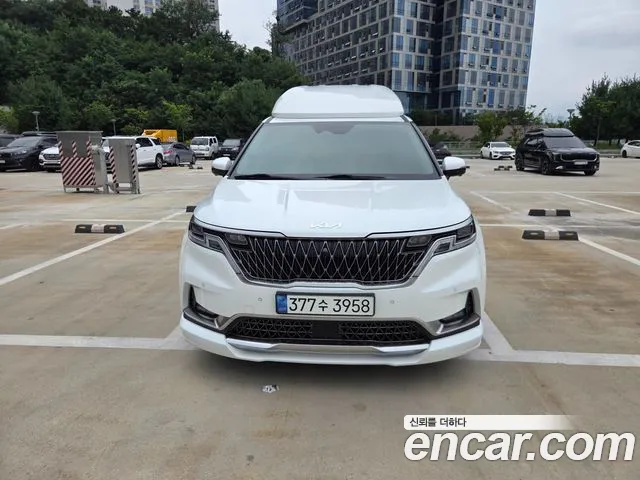 Kia Carnival 2022 thumb 3