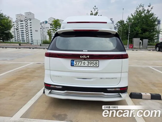 Kia Carnival 2022 thumb 4