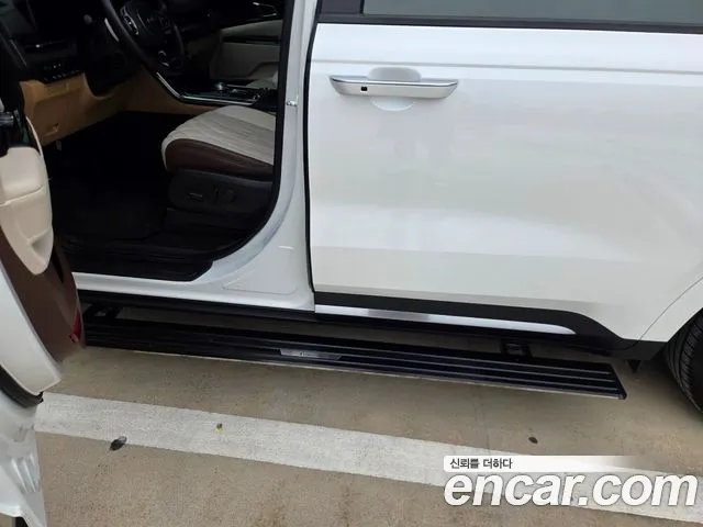 Kia Carnival 2022 thumb 5