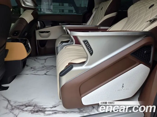 Kia Carnival 2022 thumb 6
