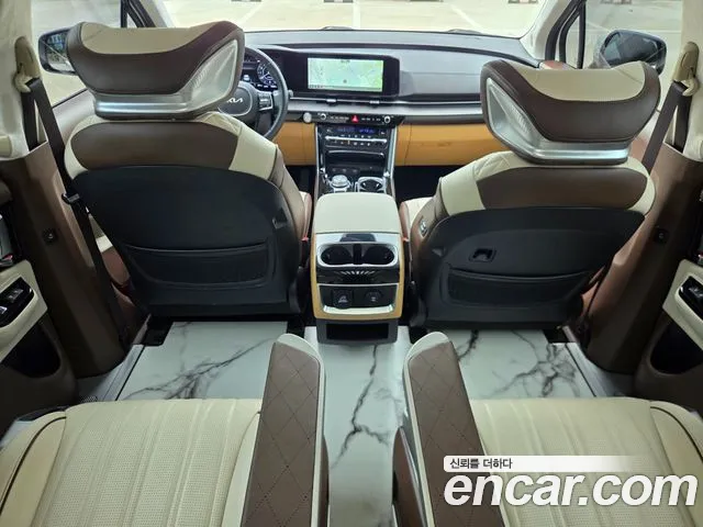 Kia Carnival 2022 thumb 9